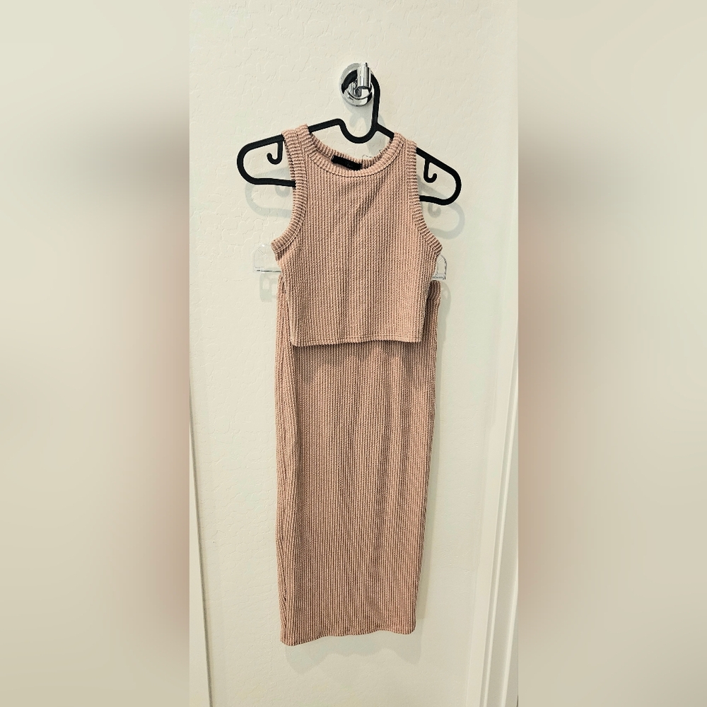 Sleeveless Ribbed Knit Dress Set in Dusty Pink